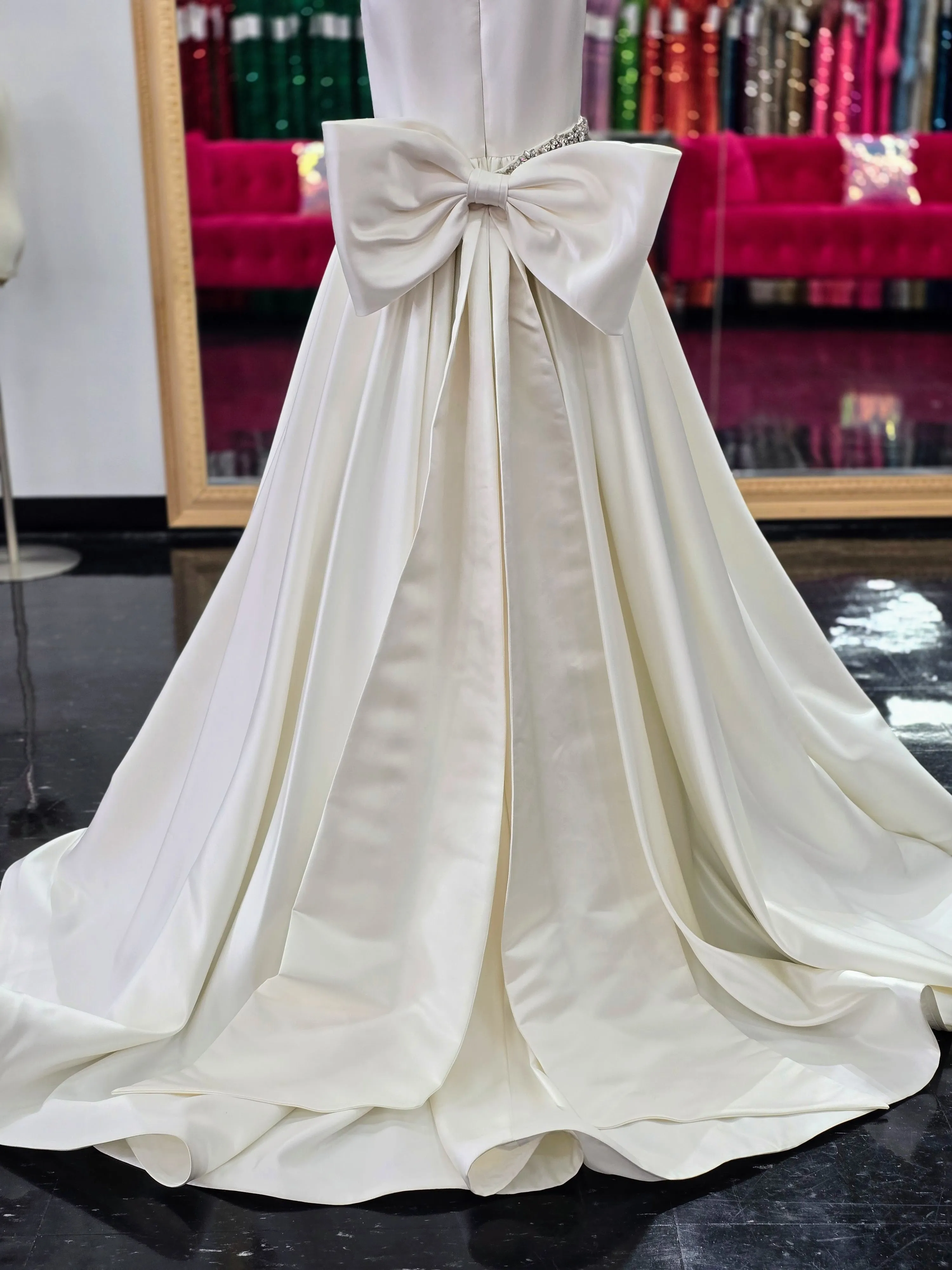 Ashley Lauren 8079 Size 12 Ivory Long satin A Line girls Pageant Dress High Neck Bow Formal Gown