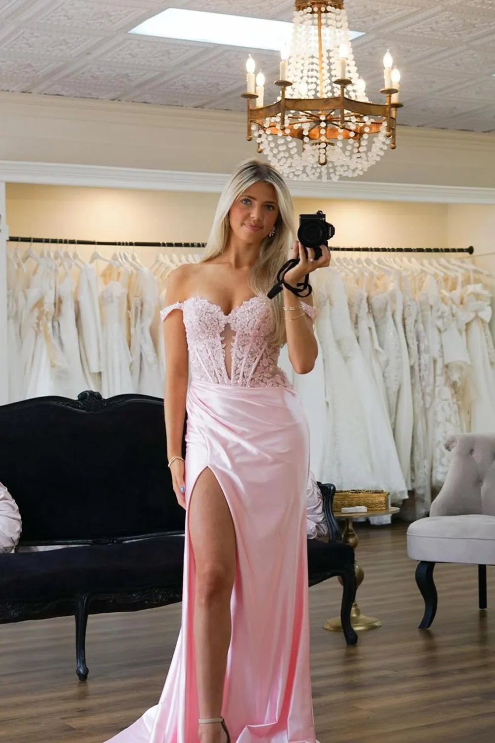 Charming Sweetheart Mermaid Pink Satin Long Prom Dresses