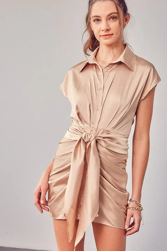 COLLAR BUTTON UP FRONT TIE DRESS