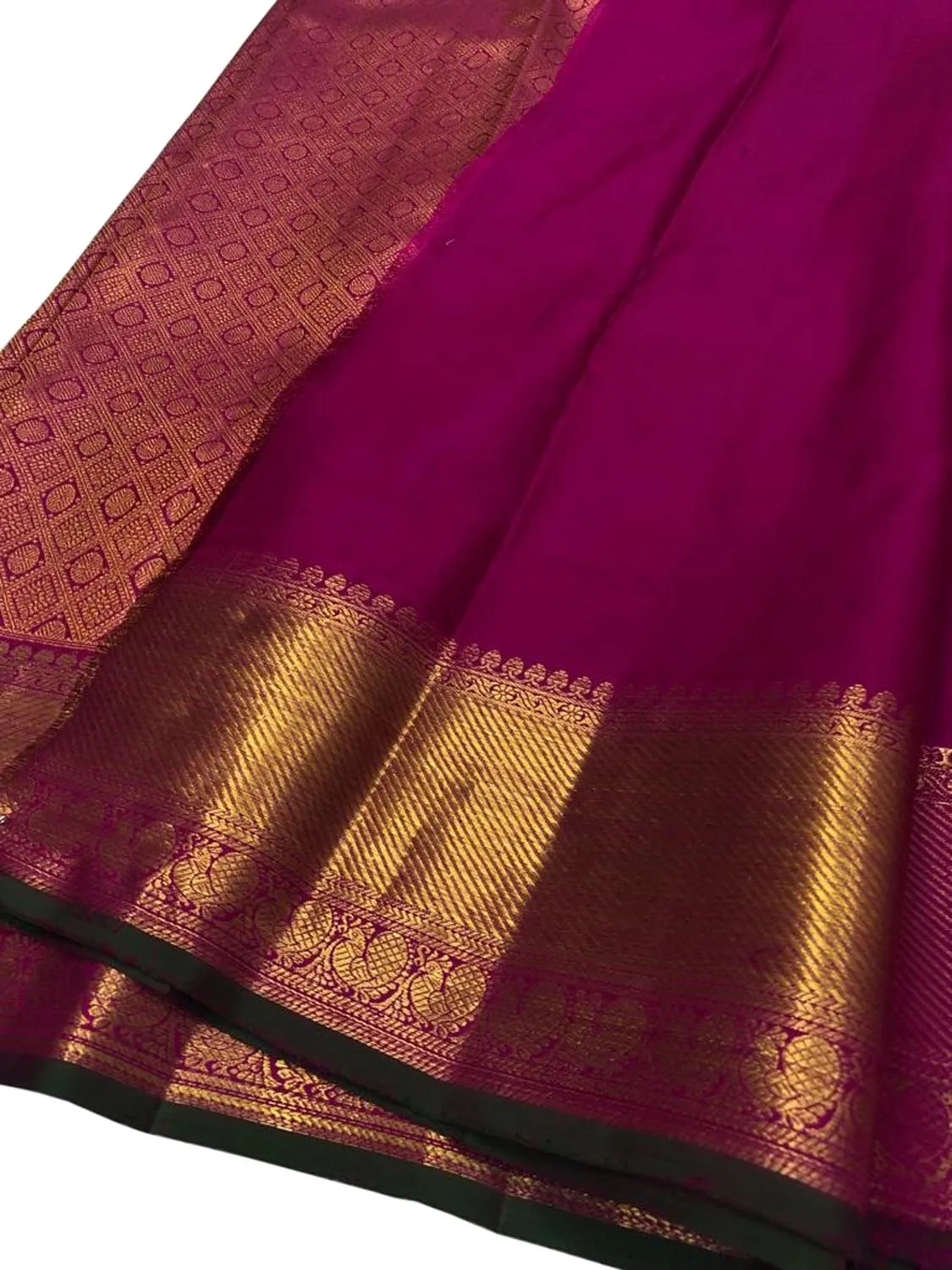 Elegant Pink Kanjeevaram Handloom Pure Silk Saree: Timeless Grace and Sophistication