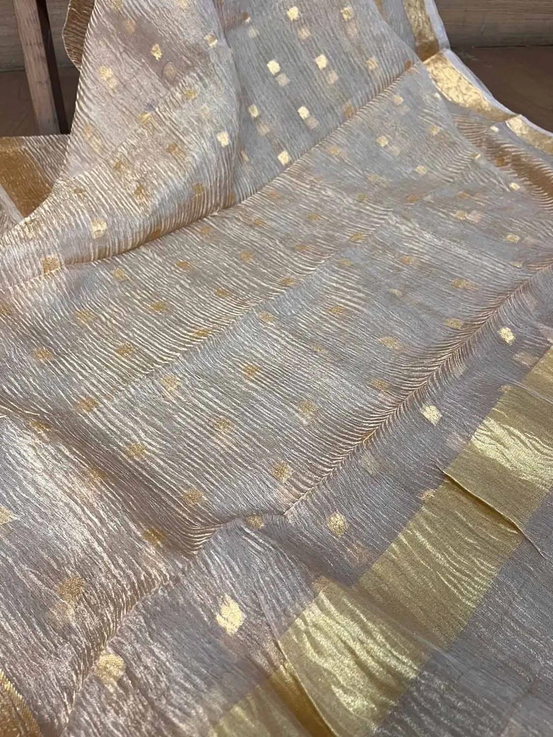 Vibrant Dyeable Banarasi Handloom Tissue Silk Dupatta